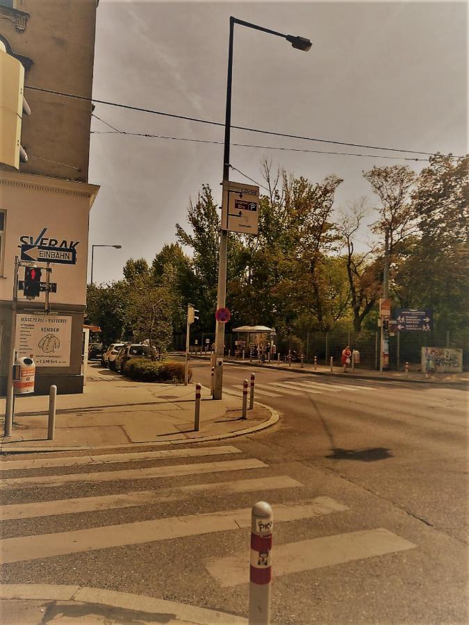 Wohnung In Der Naehe Wiener Stadthalle Und Zentrum 9 Exterior foto